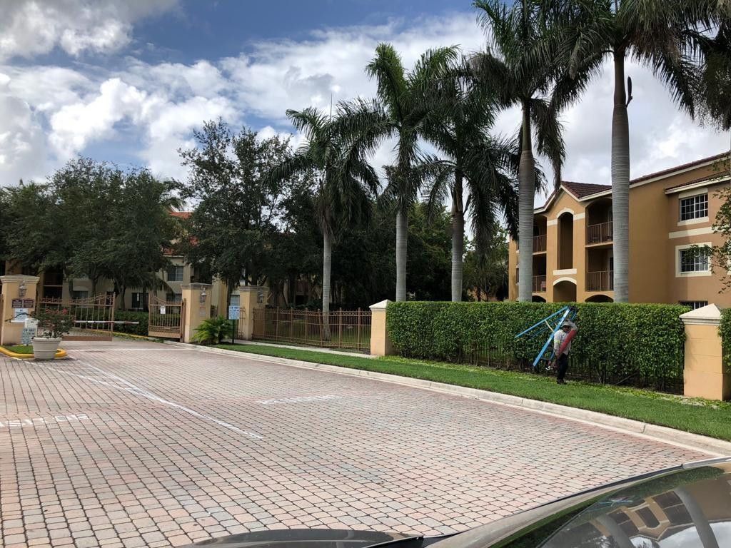 4190 San Marino Boulevard, Unit 105, West Palm Beach, FL 33409 Photo