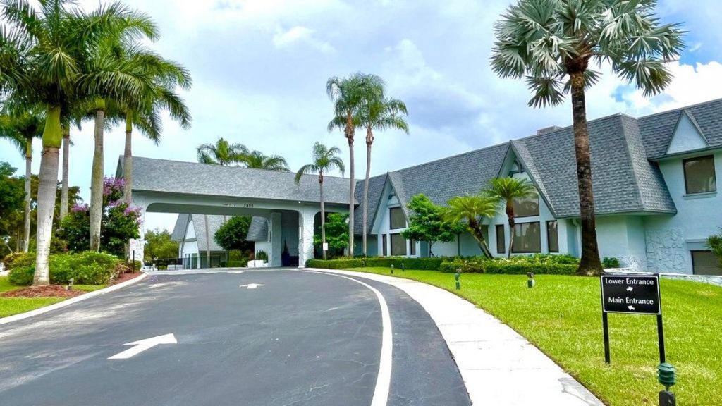 7267 Huntington Lane, Unit 403, Delray Beach, FL 33446 Photo