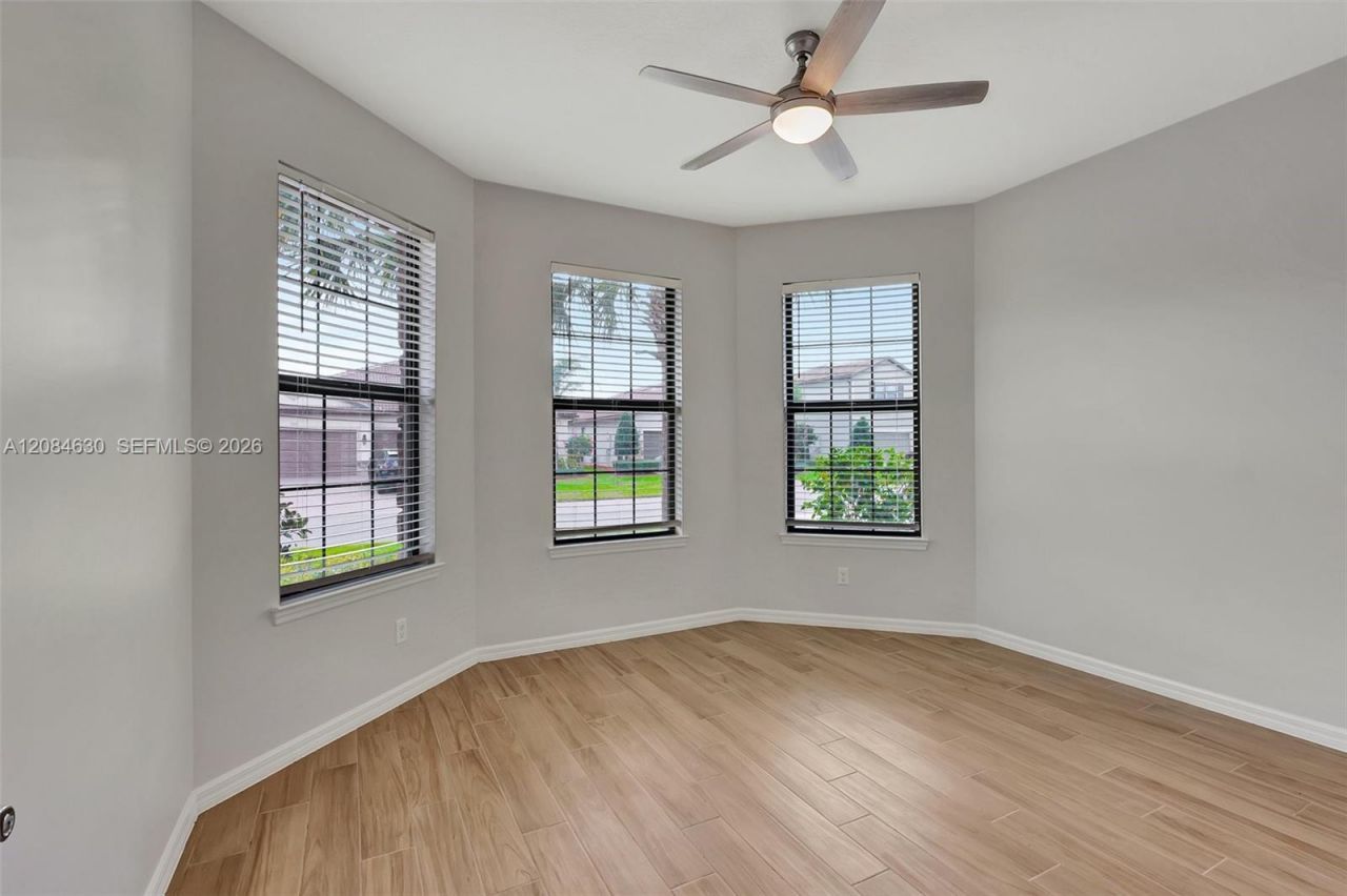 727 SE Boboli Way, Port Saint Lucie, FL 34984 Photo
