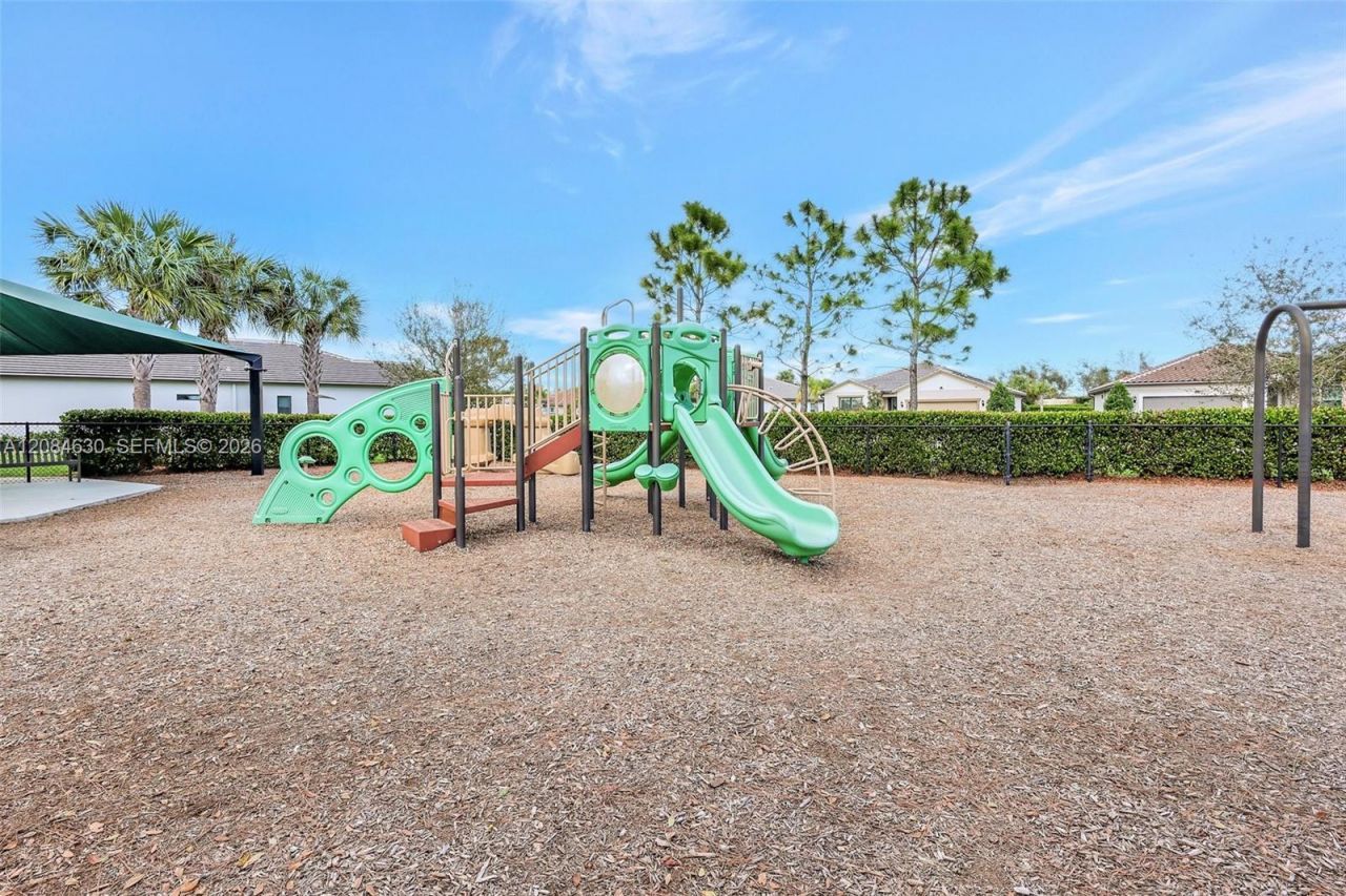 727 SE Boboli Way, Port Saint Lucie, FL 34984 Photo