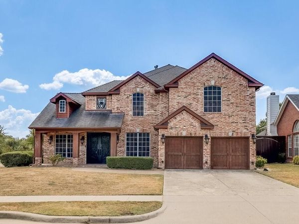 2603 Hopkins Drive, Grand Prairie, TX 75052