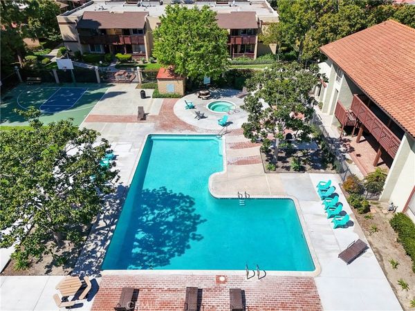 1040 W Macarthur Boulevard, Unit 21, Santa Ana, CA 92707