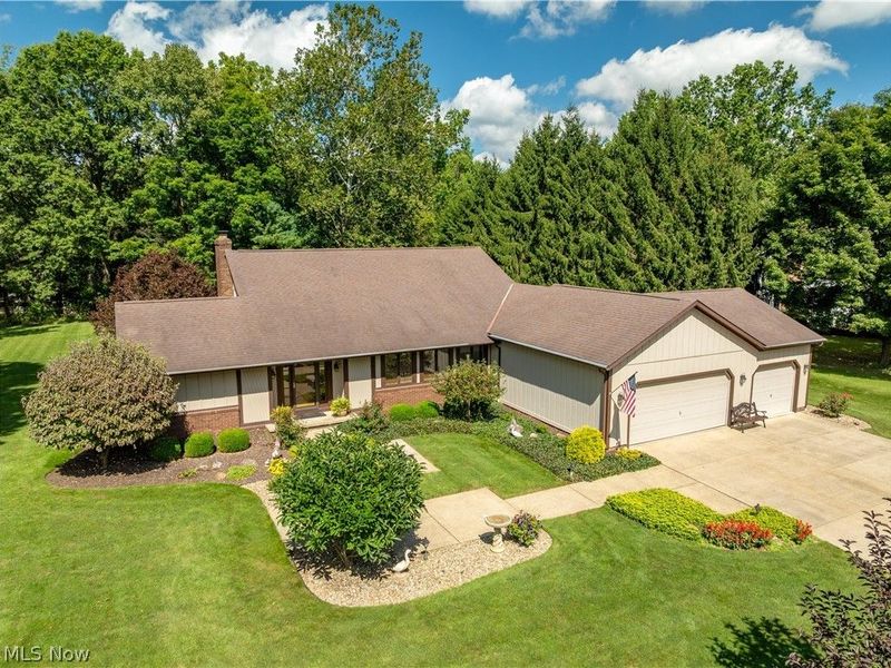 12969 Robinwood Street NE, Alliance, OH 44601 Photo 1