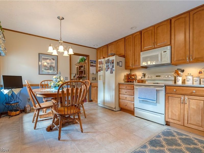 12969 Robinwood Street NE, Alliance, OH 44601 Photo 12