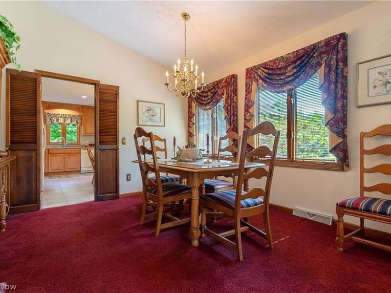 12969 Robinwood Street NE, Alliance, OH 44601 Photo 7