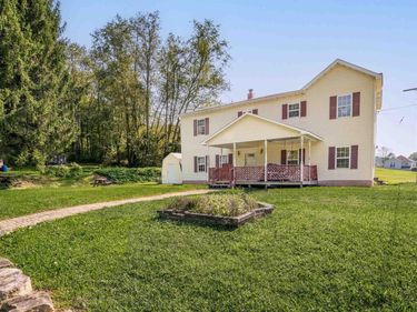 2833 Gladesville Road, Independence, WV 26374