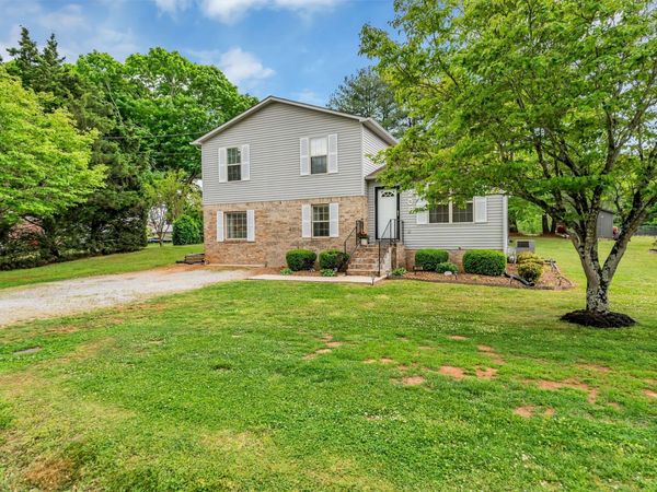 206 Homeward Ave, Winchester, TN 37398