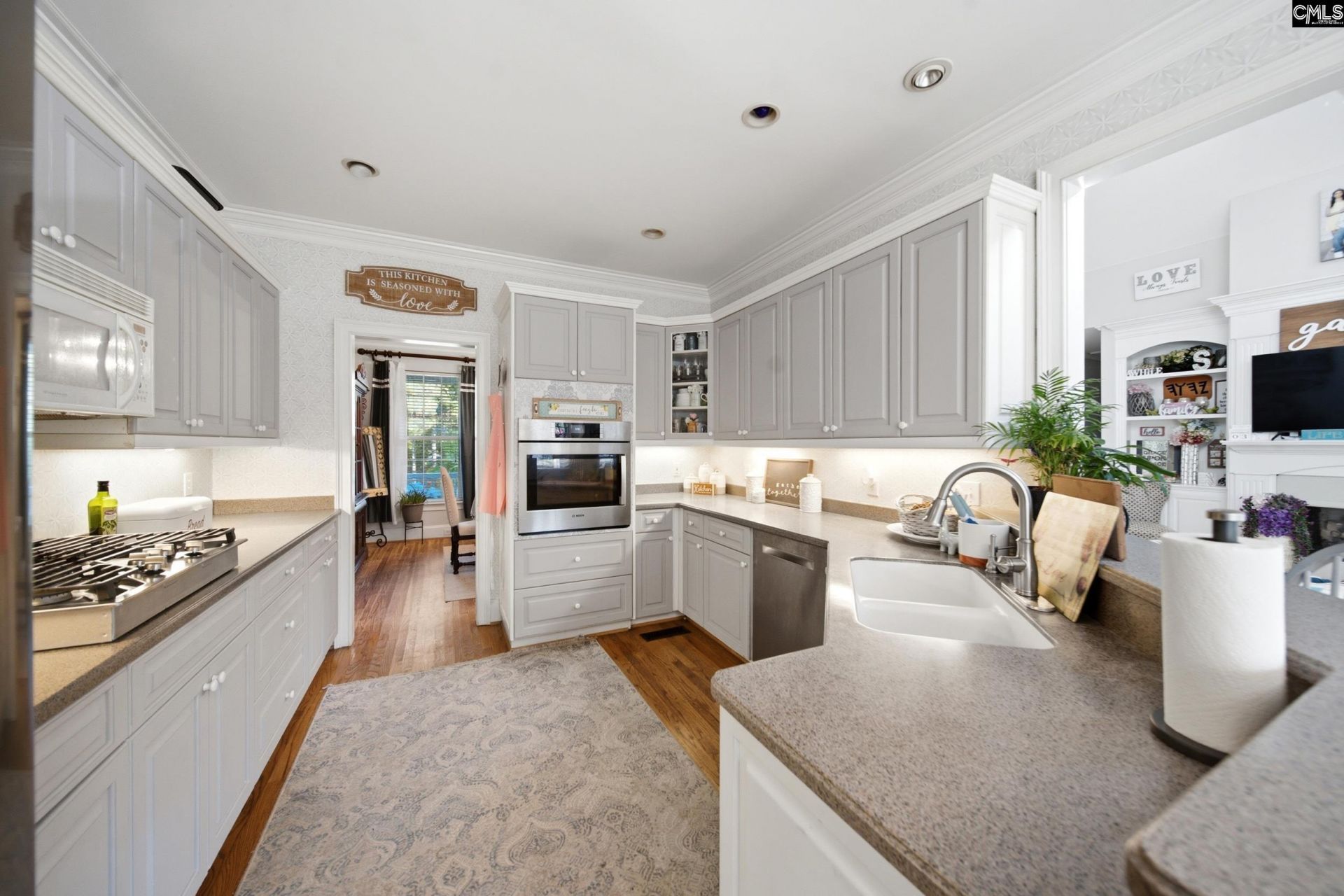 101 River Creek Drive Photo 13