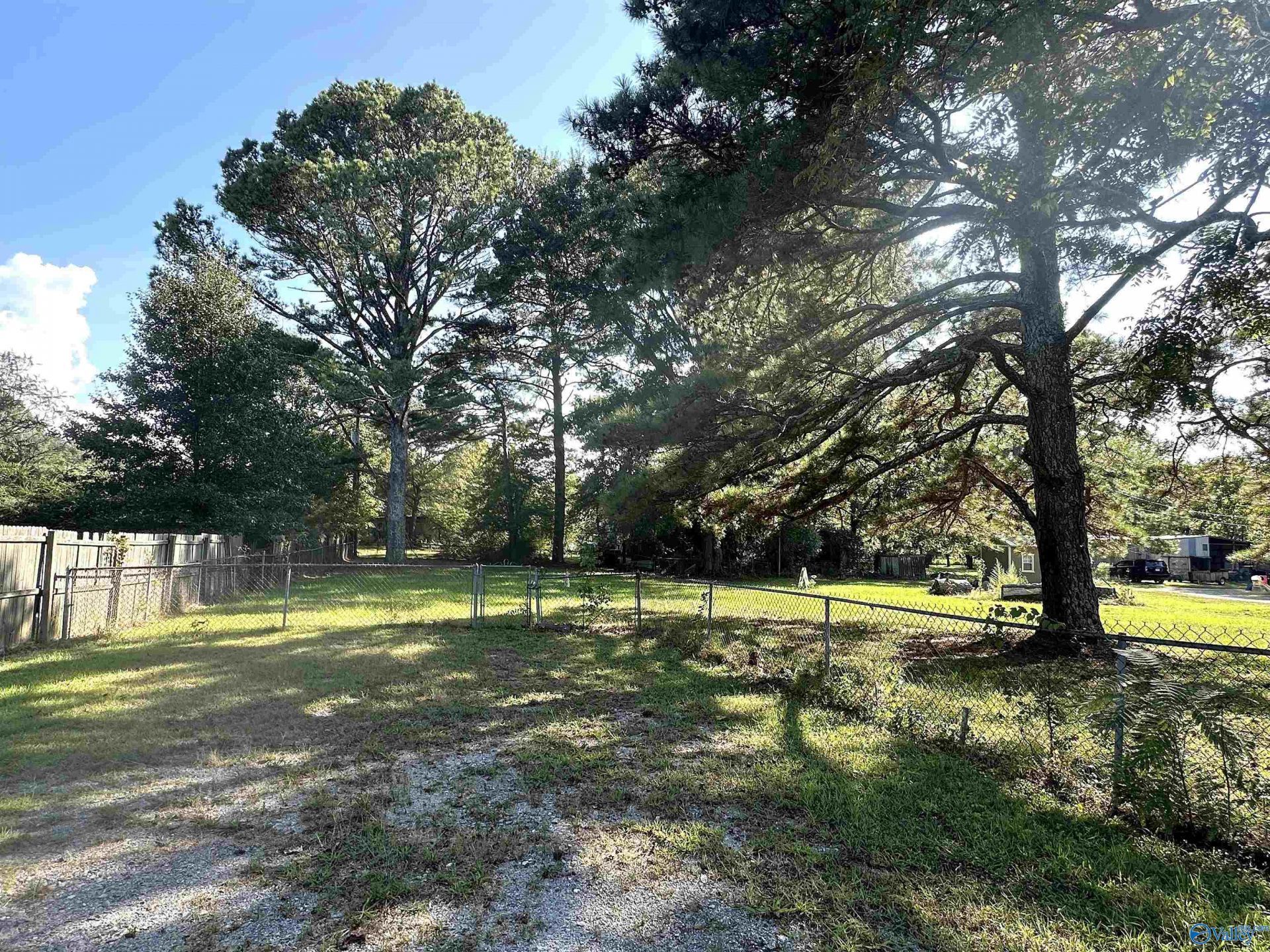 321 Pine Circle, Hartselle, AL 35640 Main Photo