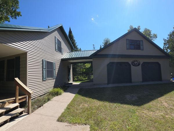 N3735 N Saint Martin's Point RD, Hessel, MI 49745
