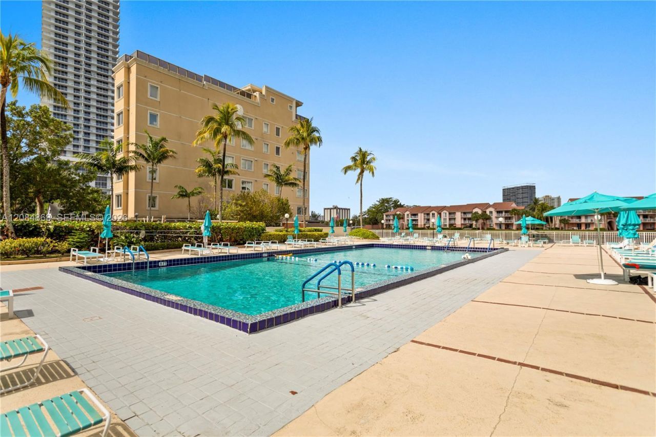3800 S Ocean Dr, Unit 1710, Hollywood, FL 33019 Photo