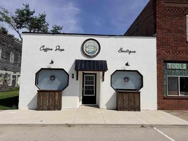 108 N MAIN ST, Quimby, IA 51049