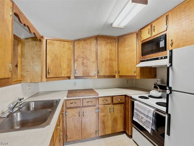 505 Stony Lake Drive, Carrollton, OH 44615 Photo 13