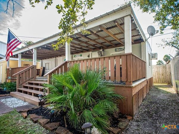 1207 W Madison Avenue, Port O'Connor, TX 77982