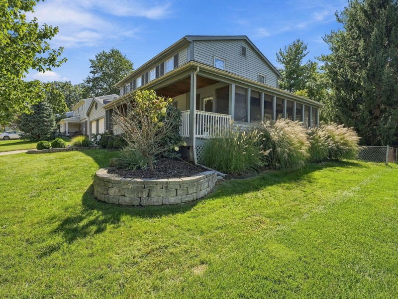 567 Haversham Drive, Columbus, OH 43230 Photo 3