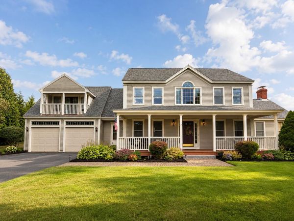 3 Carnoustie Drive , Falmouth, ME 04105