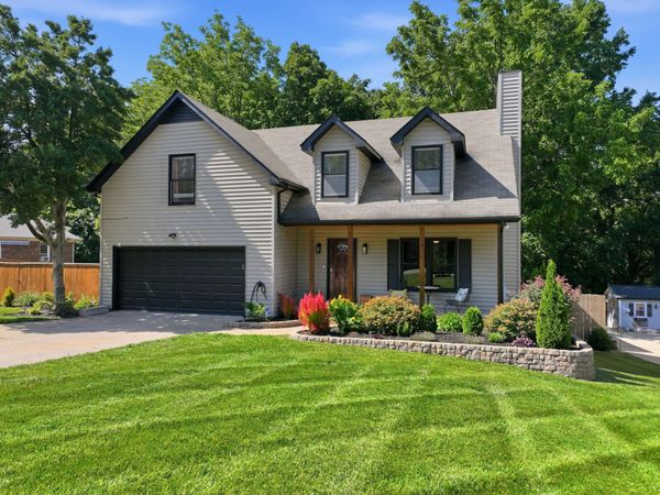 1348 Marymont Dr , Murfreesboro, TN 37129
