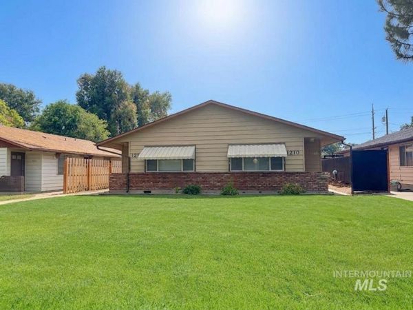 1208 S Fern St, Nampa, ID 83686