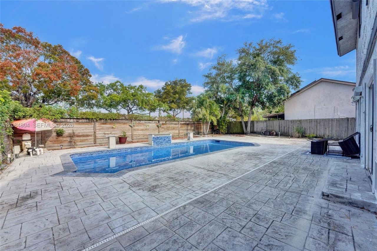3753 NW 73rd Way, Coral Springs, FL 33065 Photo