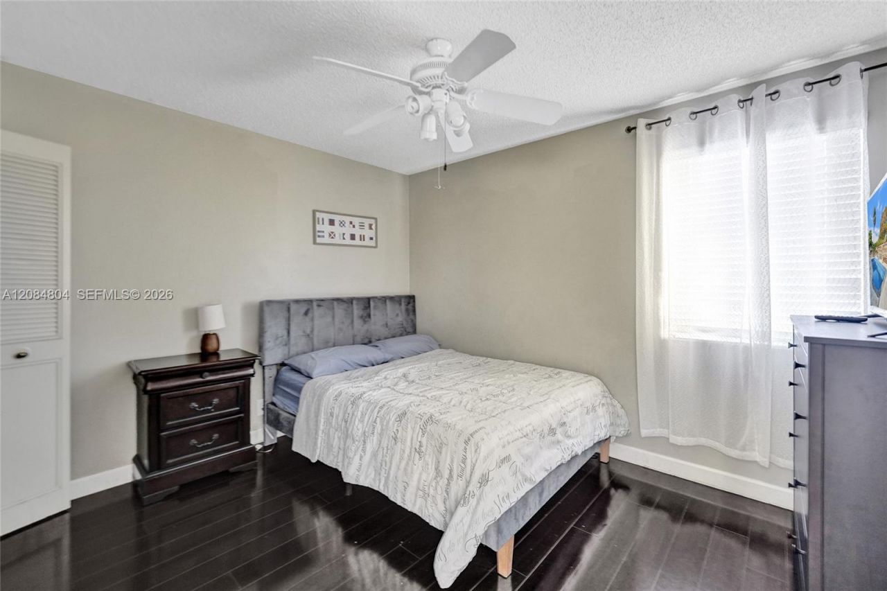 3753 NW 73rd Way, Coral Springs, FL 33065 Photo