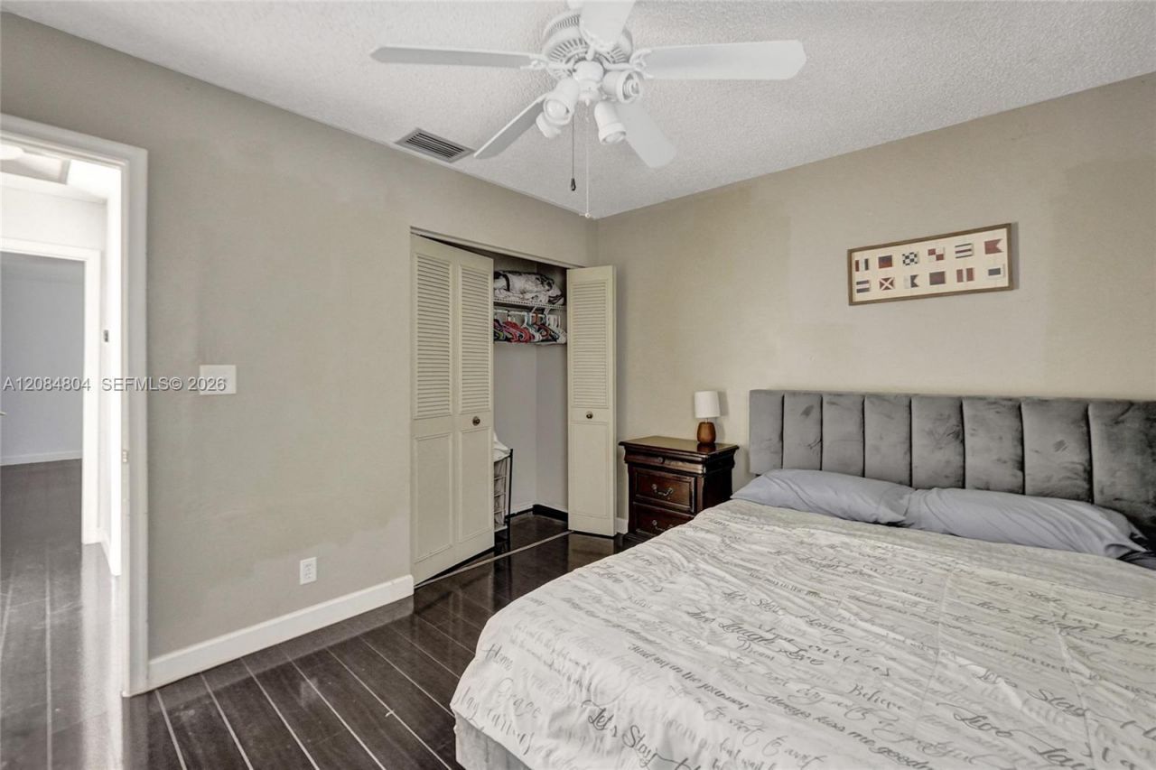 3753 NW 73rd Way, Coral Springs, FL 33065 Photo