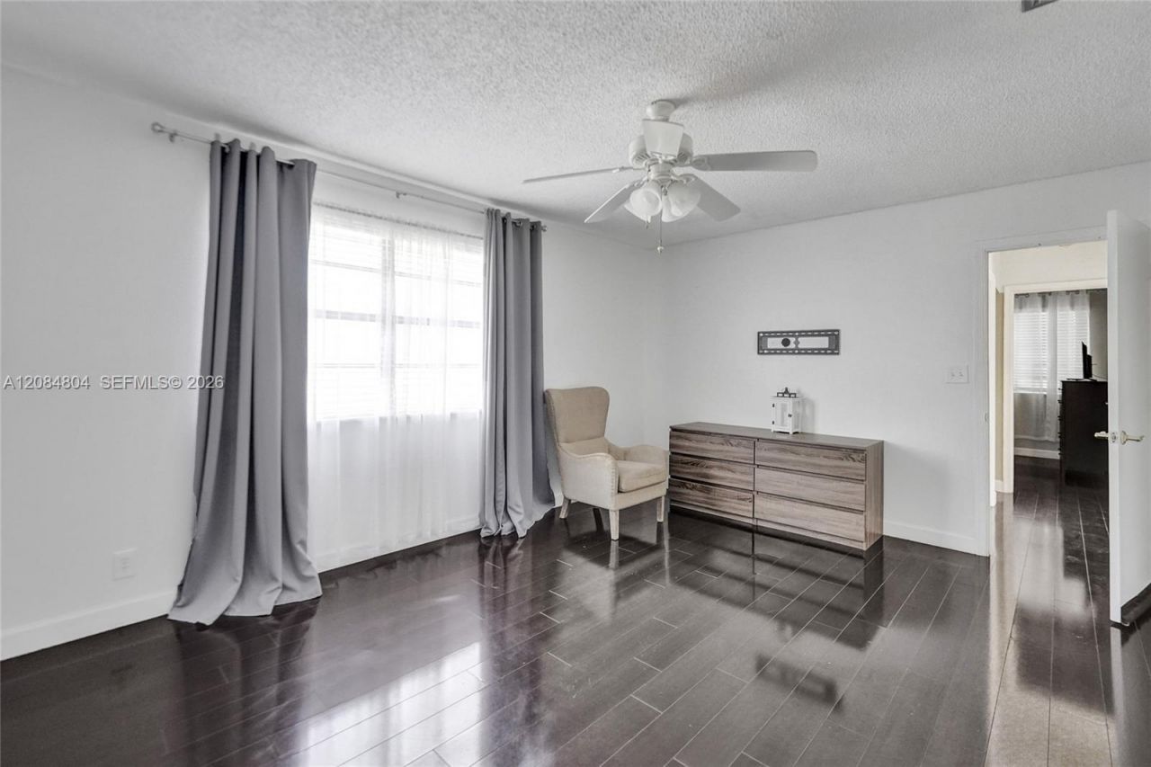 3753 NW 73rd Way, Coral Springs, FL 33065 Photo