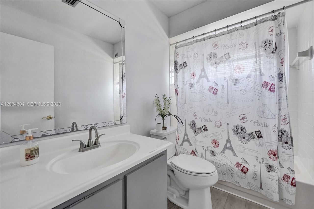 3753 NW 73rd Way, Coral Springs, FL 33065 Photo