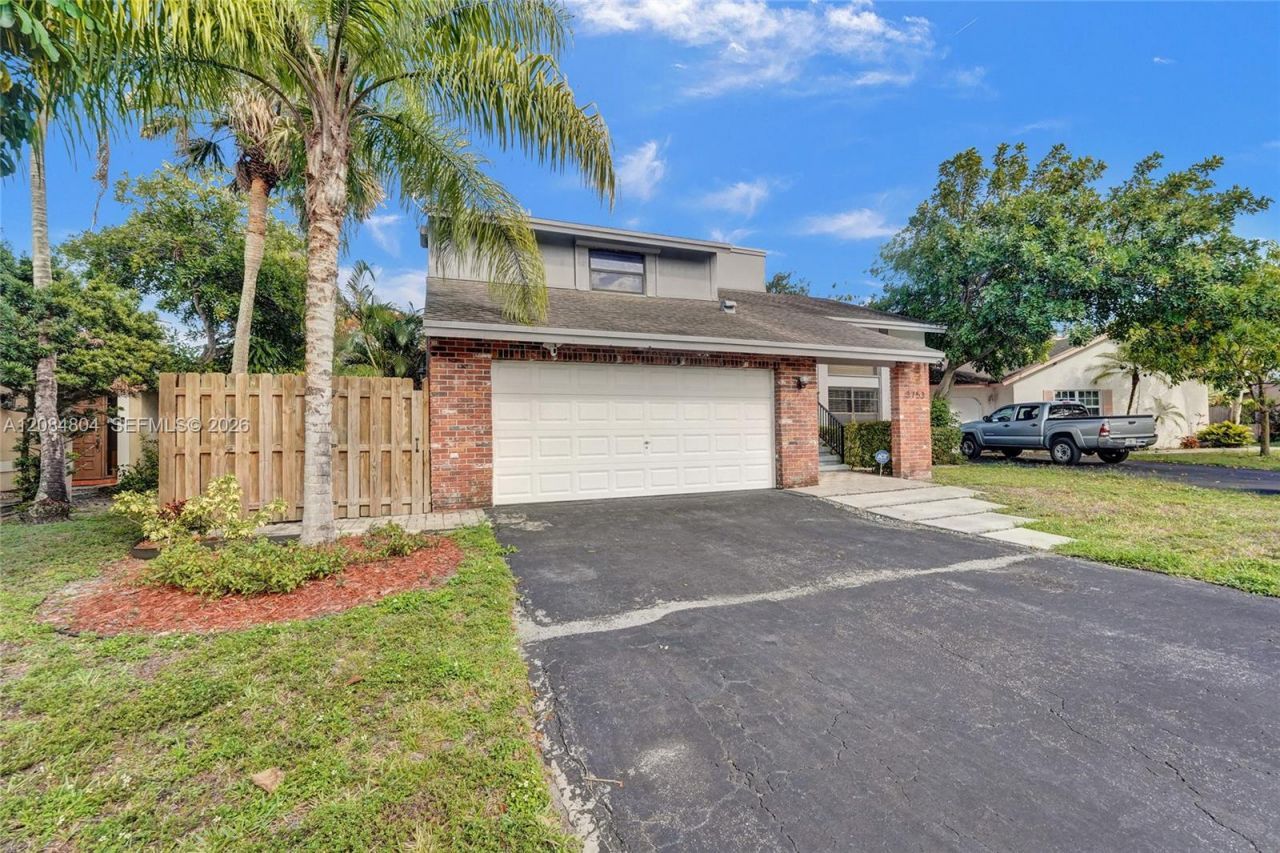 3753 NW 73rd Way, Coral Springs, FL 33065 Photo
