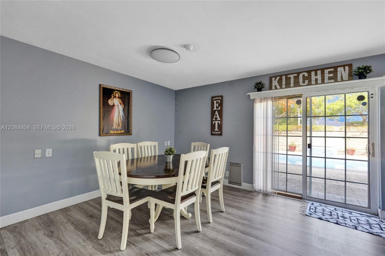 3753 NW 73rd Way, Coral Springs, FL 33065 Photo