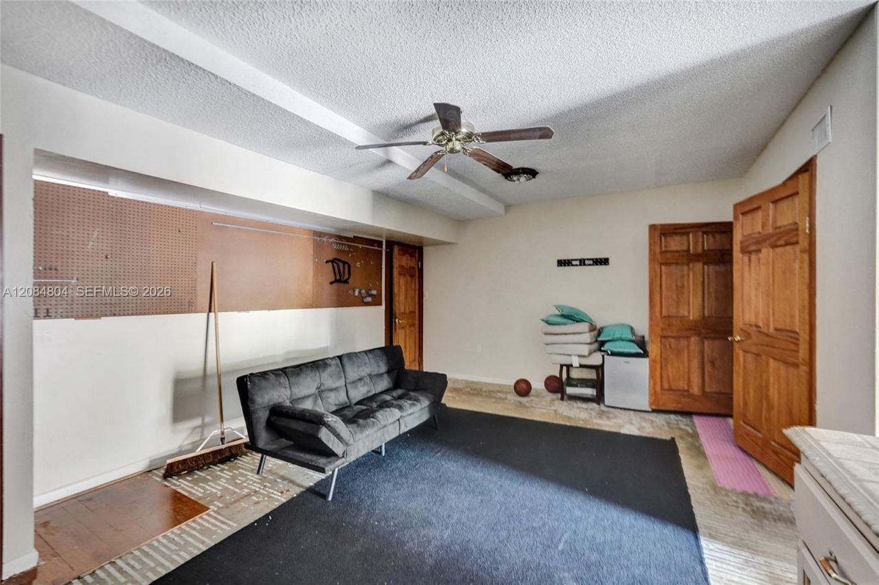 3753 NW 73rd Way, Coral Springs, FL 33065 Photo