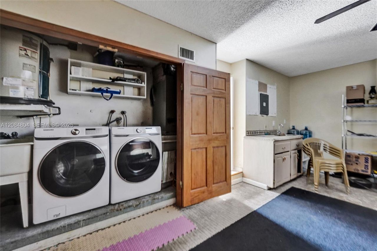 3753 NW 73rd Way, Coral Springs, FL 33065 Photo