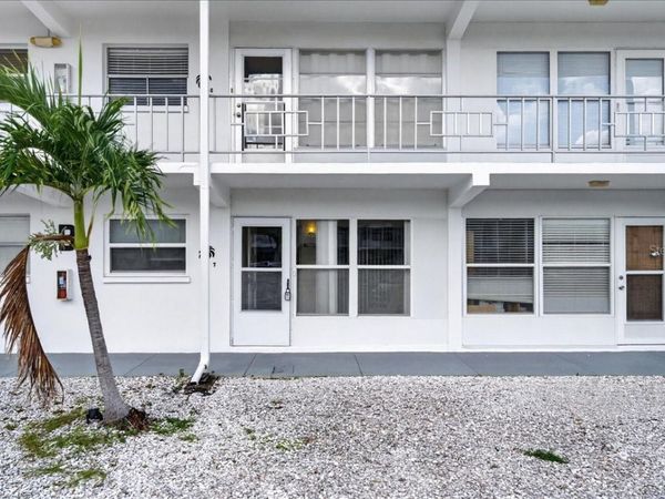 1221 DREW STREET , Unit B7, CLEARWATER, FL 33755