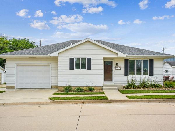 1918 New Vienna Road, New Vienna, IA 52065