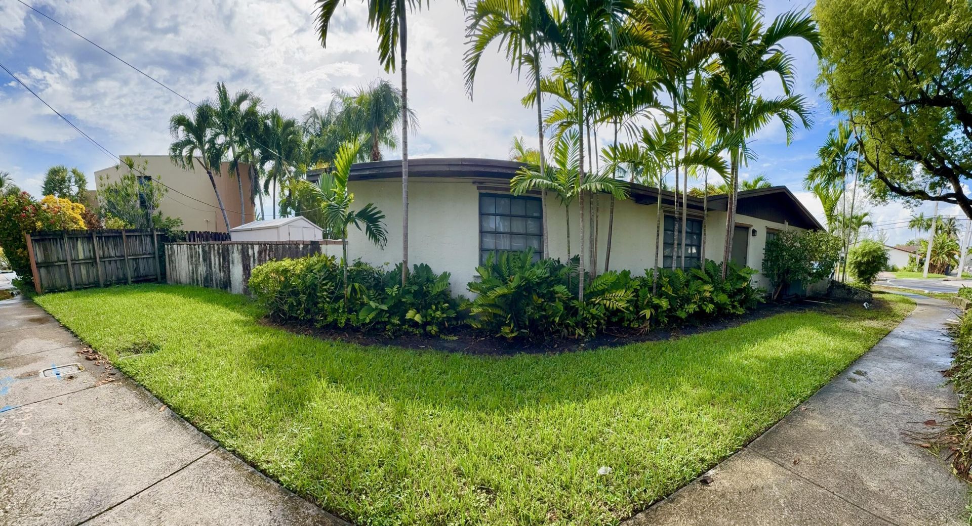 2390 NE 199th Street, Aventura, FL 33180 Photo