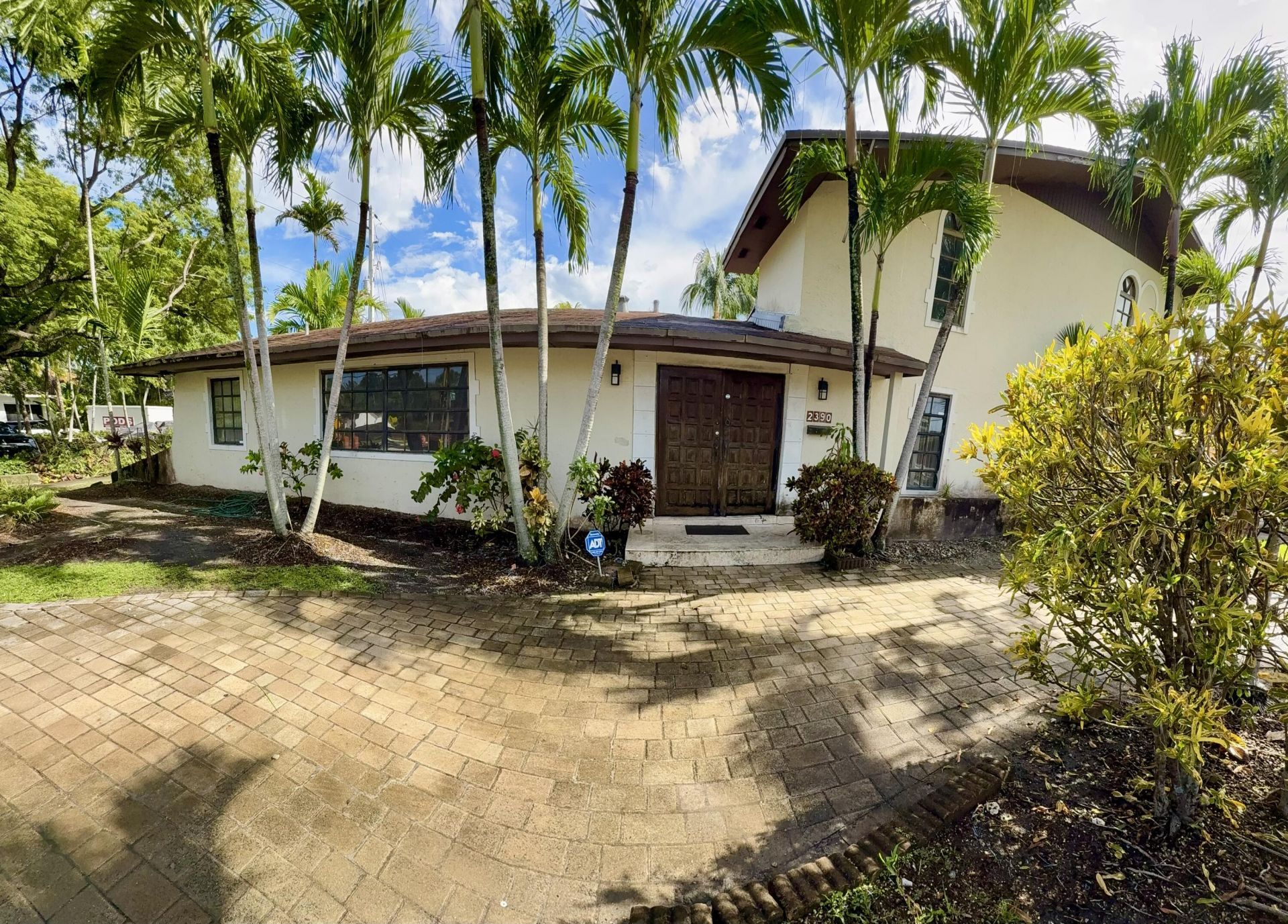 2390 NE 199th Street, Aventura, FL 33180 Photo