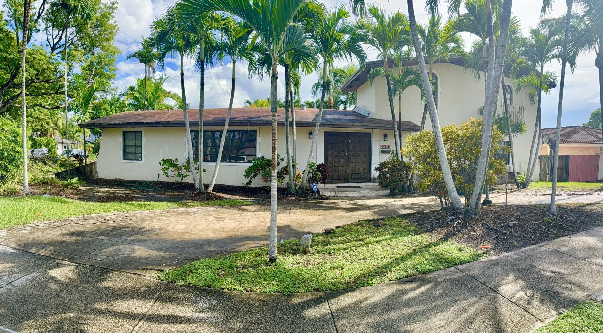 2390 NE 199th Street, Aventura, FL 33180 Photo