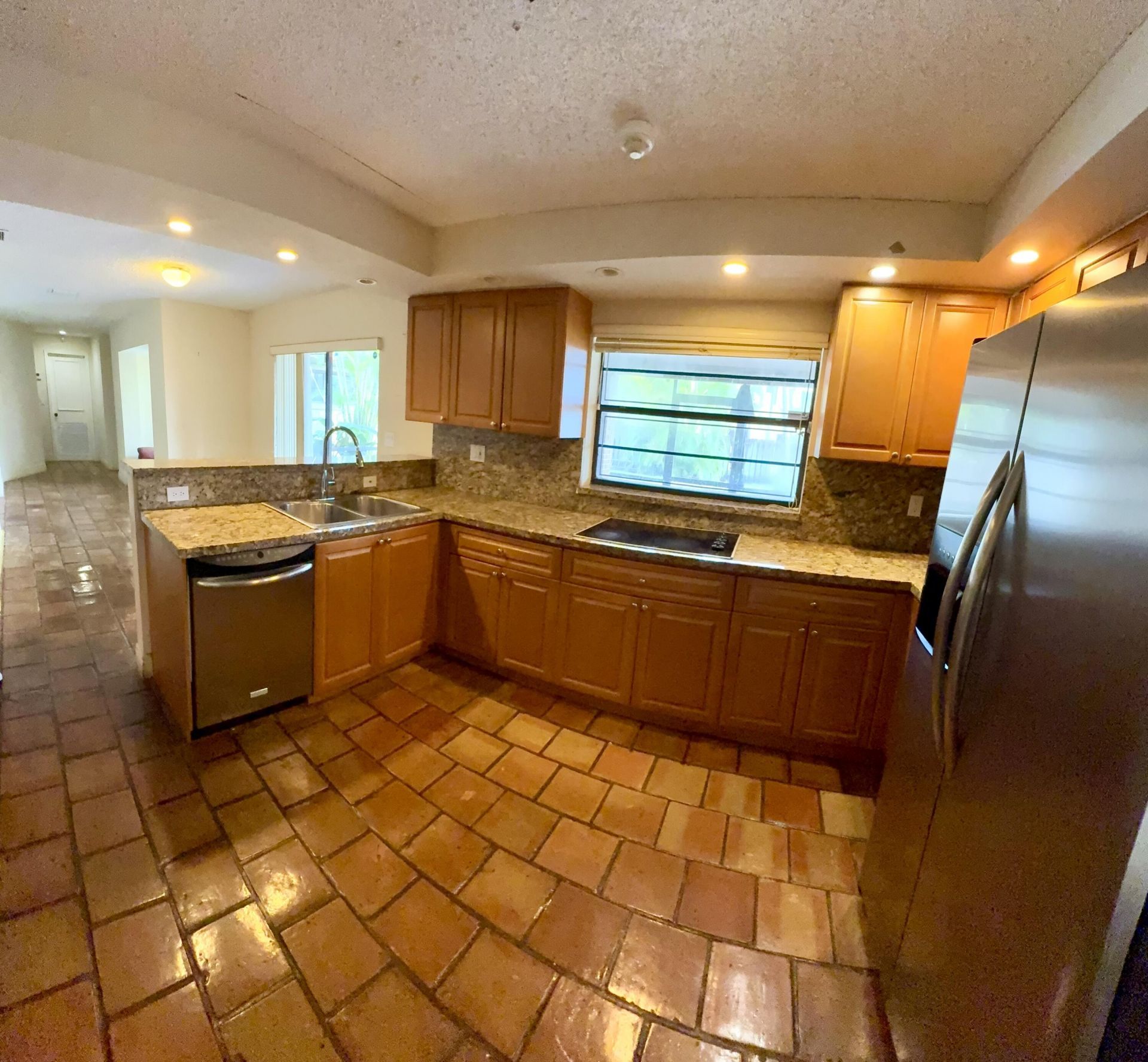 2390 NE 199th Street, Aventura, FL 33180 Photo