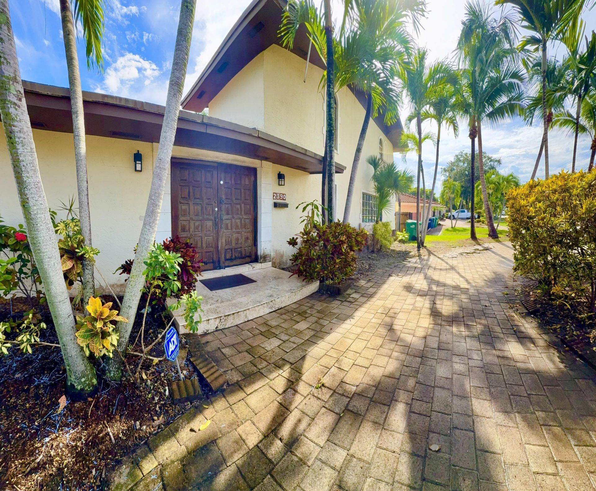 2390 NE 199th Street, Aventura, FL 33180 Photo