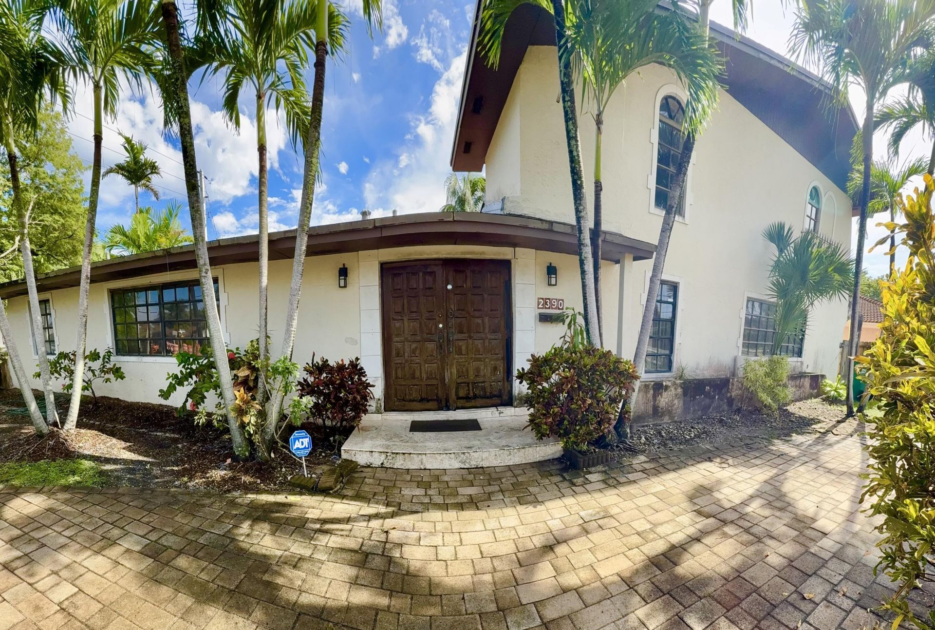 2390 NE 199th Street, Aventura, FL 33180 Photo