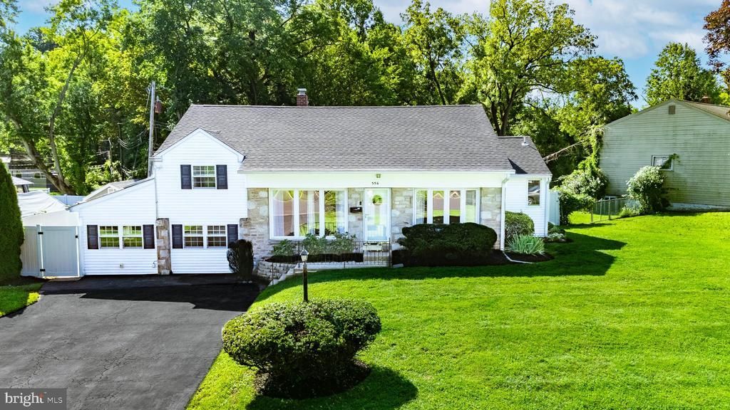 556 REVOLUTIONARY WAY , WARMINSTER, PA 18974