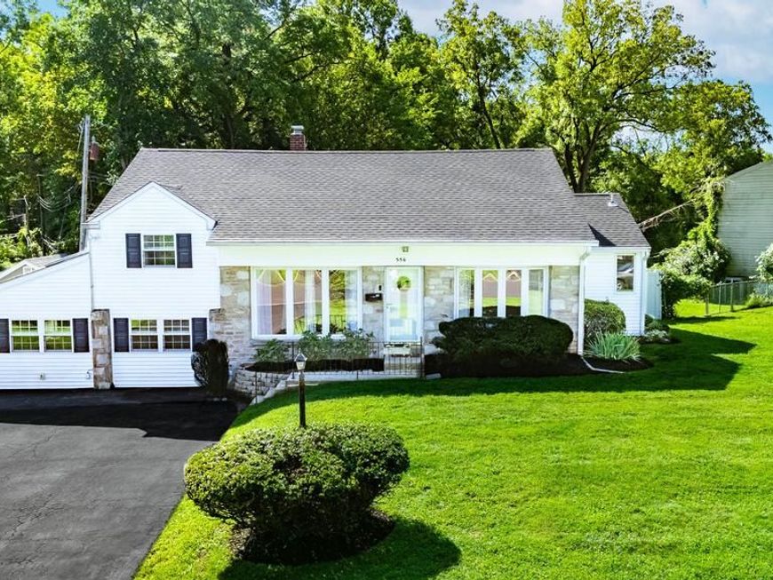556 Revolutionary Way , Warminster, PA 18974 Main Photo