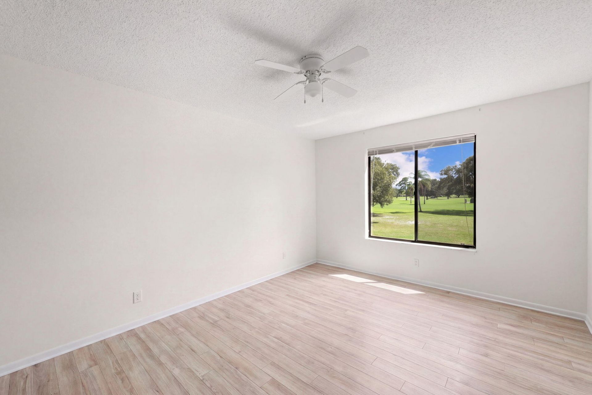 5423 SE Miles Grant Road Se, Unit F-203, Stuart, FL 34997 Photo