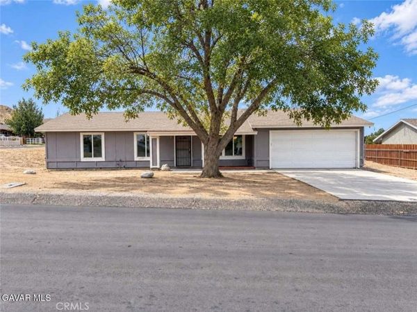 40205 162nd Street E, Palmdale, CA 93591