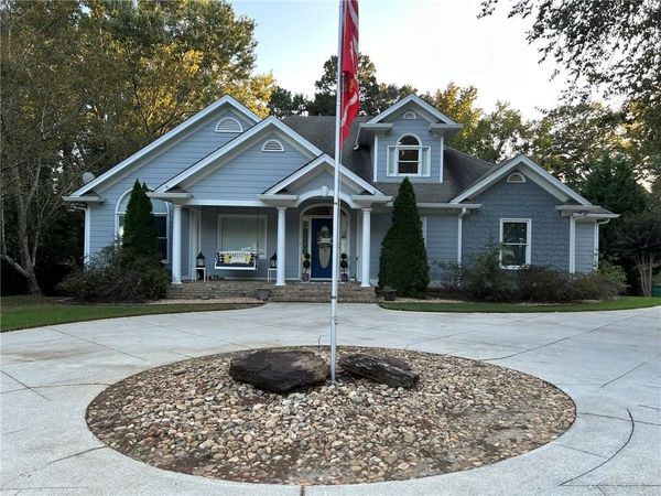4548 Duncan Drive , Sugar Hill, GA 30518
