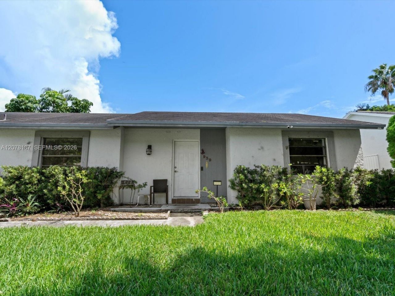 939 S Bluebird Ln, Homestead, FL 33035 Photo
