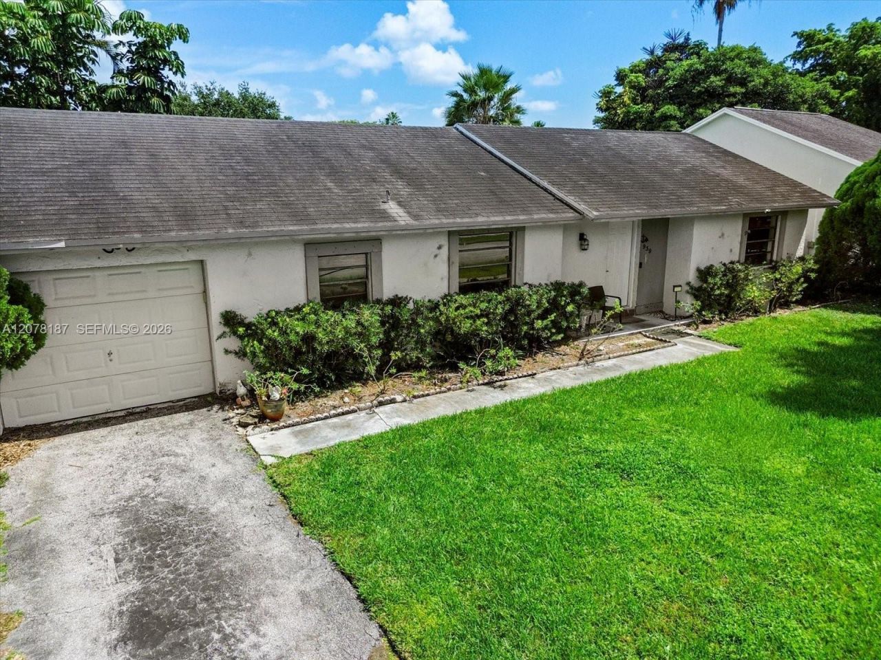 939 S Bluebird Ln, Homestead, FL 33035 Photo