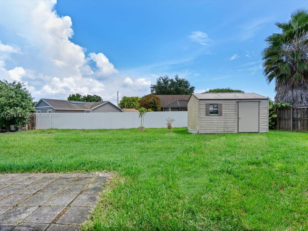 939 S Bluebird Ln, Homestead, FL 33035 Photo