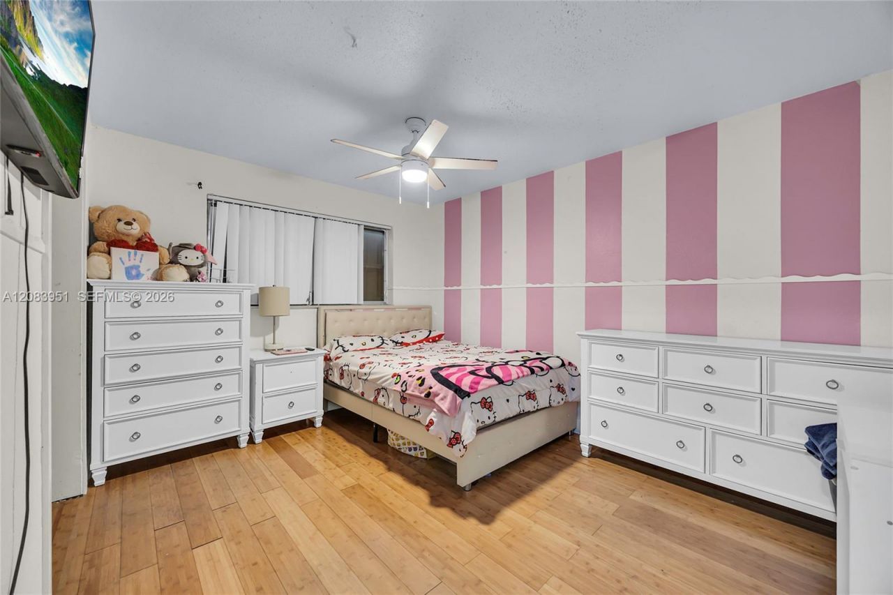 8441 Sunset Strip, Sunrise, FL 33322 Photo