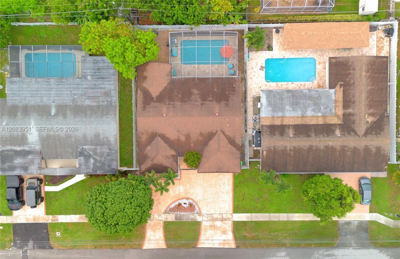 8441 Sunset Strip, Sunrise, FL 33322 Photo