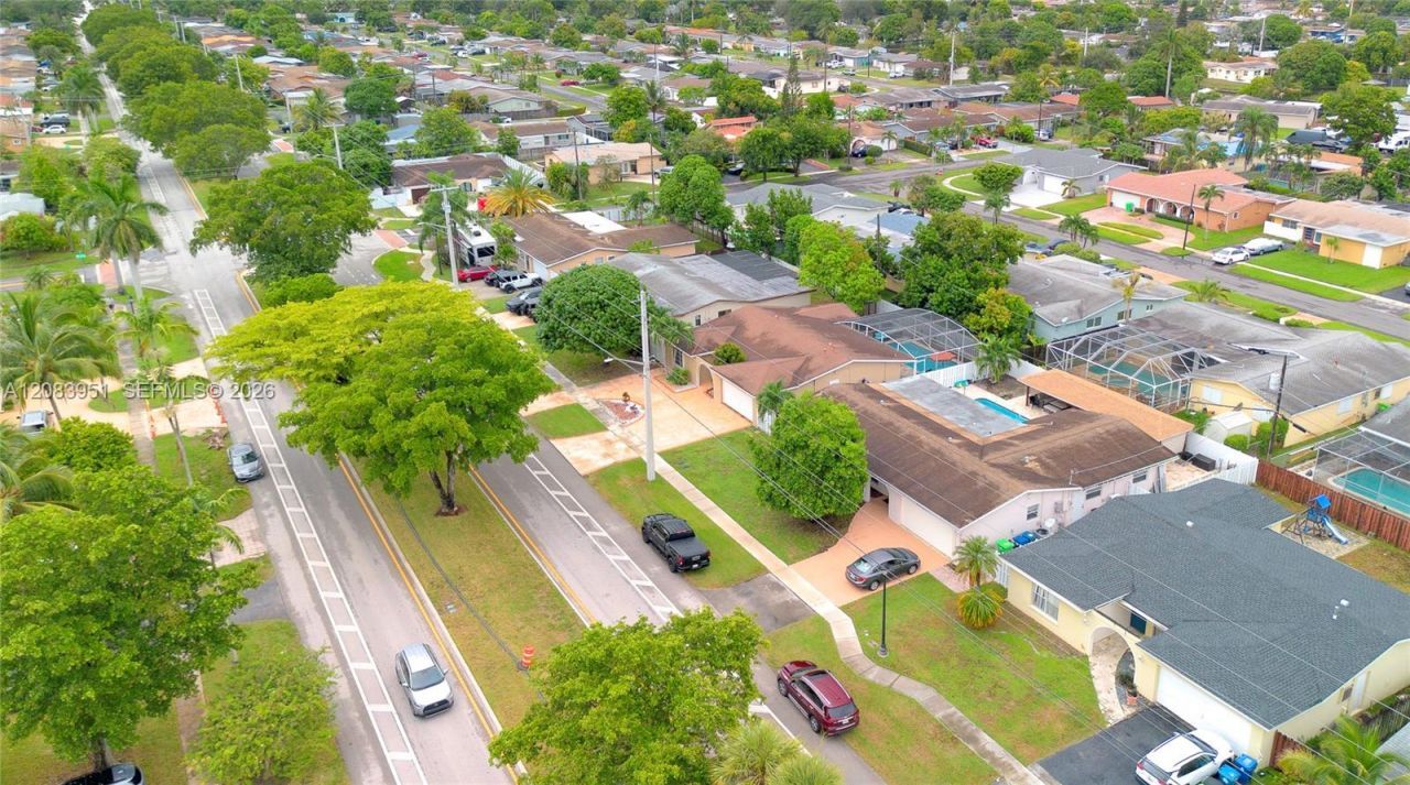 8441 Sunset Strip, Sunrise, FL 33322 Photo